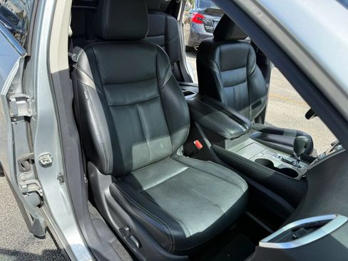 Used 2017 Nissan Murano Platinum FWD image 17