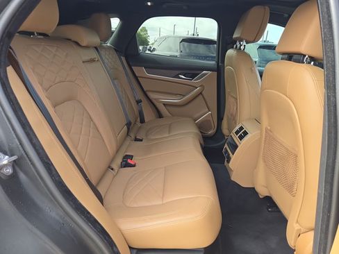 Used 2021 Jaguar F-PACE S AWD/4WD image 21