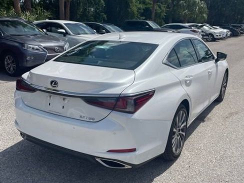Used 2021 Lexus ES 350 w/ Premium Package FWD image 4
