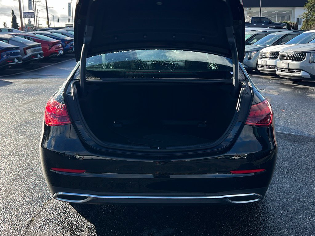 Used 2025 Mercedes-Benz C 300 4MATIC Sedan image 8