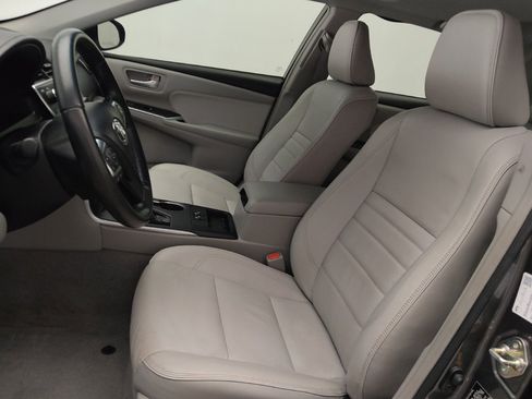 Used 2015 Toyota Camry XLE FWD image 17