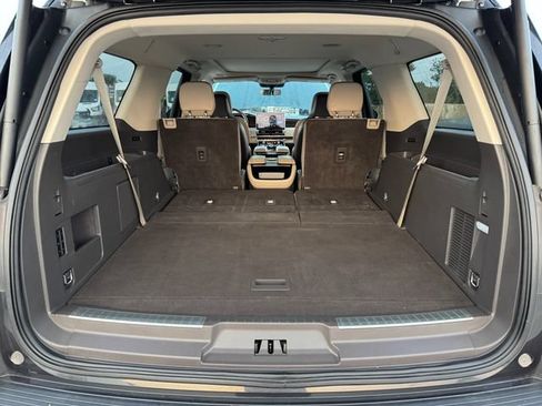 Used 2022 Lincoln Navigator L Reserve AWD/4WD image 21