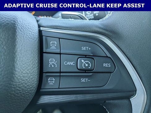 New 2025 Jeep Grand Cherokee Laredo image 8