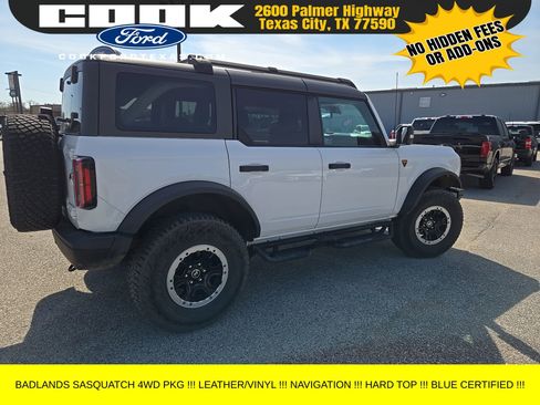 Used 2023 Ford Bronco Badlands w/ Sasquatch Package image 9