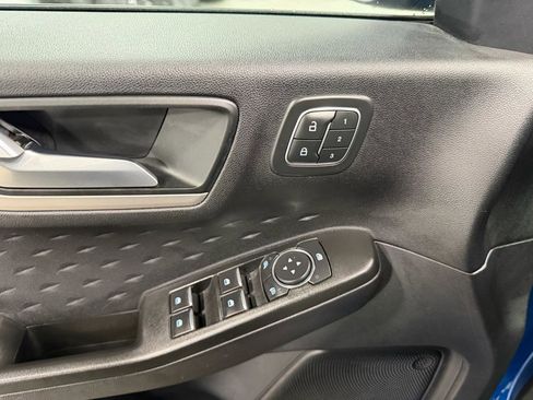 Used 2020 Ford Escape SEL image 12