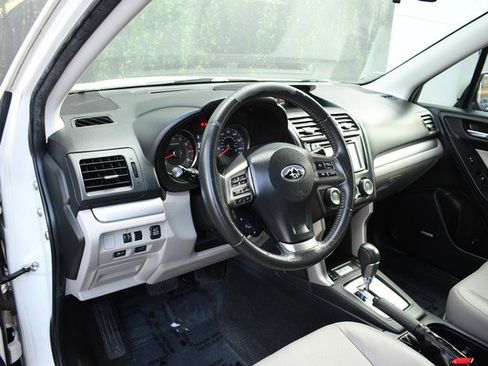 Used 2015 Subaru Forester 2.5i Limited image 14