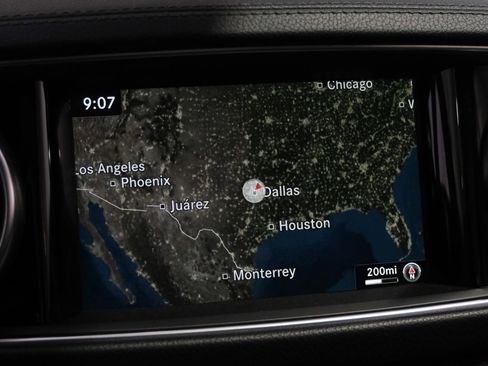 Used 2017 Mercedes-Benz SL 550 image 25