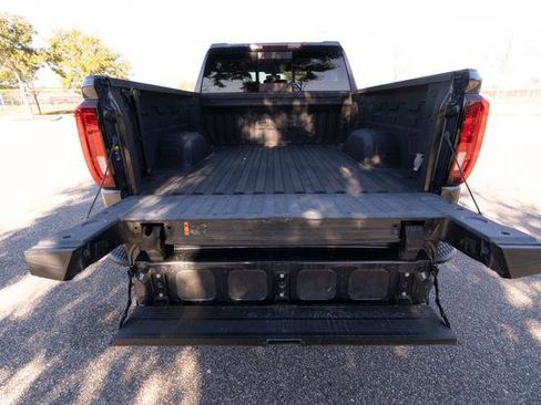 Used 2021 GMC Sierra 1500 SLT w/ SLT Premium Package image 12