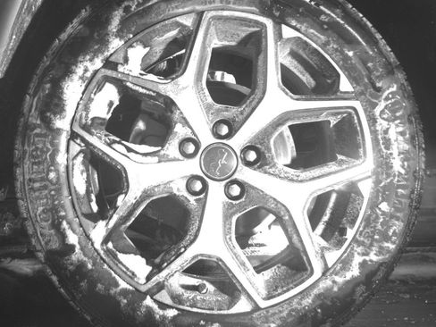 Used 2025 Jeep Compass Limited image 14