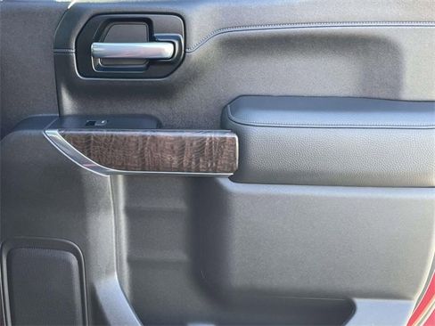 Used 2021 GMC Sierra 1500 Denali w/ Denali Ultimate Package image 23