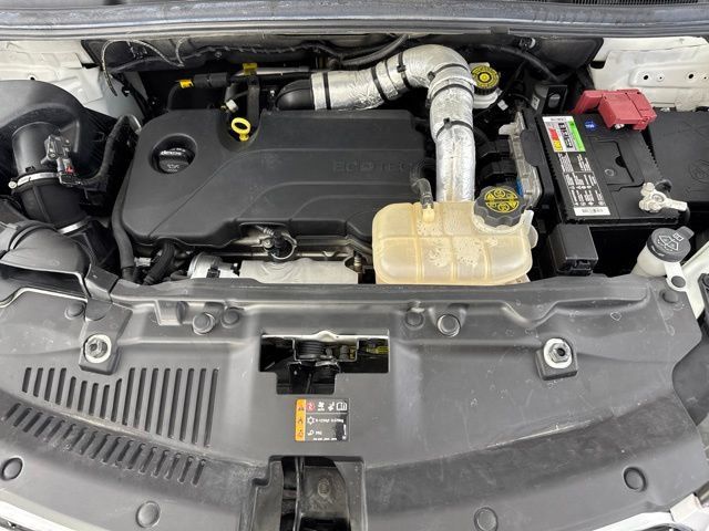 Used 2022 Buick Encore Preferred w/ Safety Package II AWD/4WD image 19