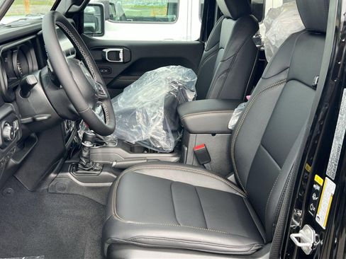New 2025 Jeep Wrangler Sahara w/ Dual Top Group image 7