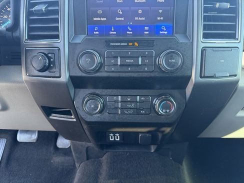 Used 2019 Ford F150 XLT image 18