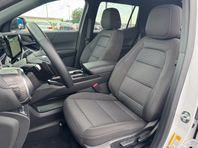 Used 2026 Chevrolet Equinox LT AWD/4WD image 20