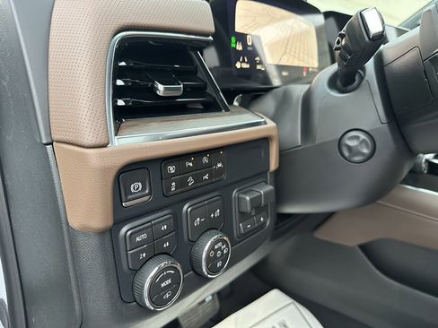 New 2026 Chevrolet Tahoe High Country image 24