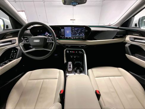 Certified 2025 Audi Q5 Premium Plus w/ Premium Plus image 16