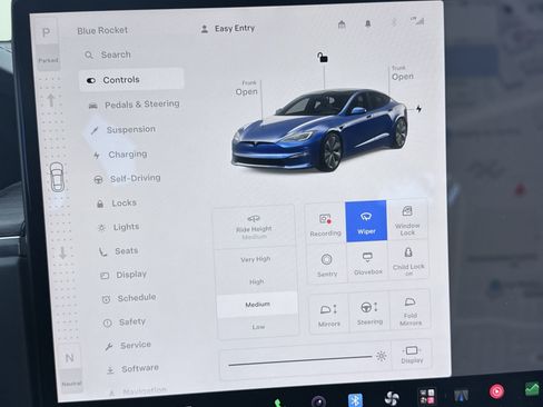 Used 2025 Tesla Model S AWD/4WD image 16