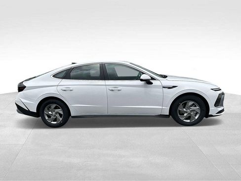 New 2025 Hyundai Sonata SE image 5
