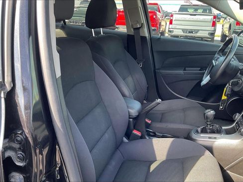 Used 2013 Chevrolet Cruze Eco w/ Enhanced Safety Package image 7
