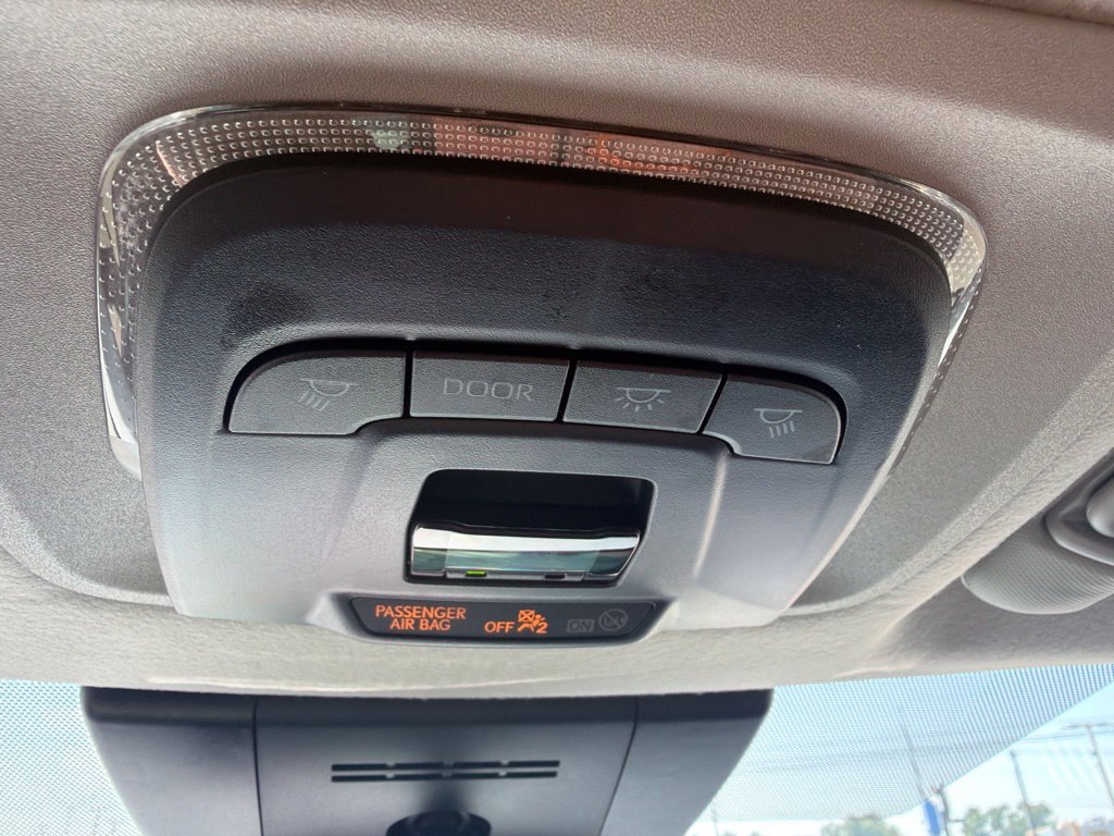 Used 2023 Toyota Corolla Cross LE FWD image 23