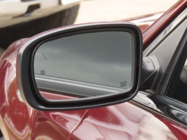 Used 2022 Chrysler 300 Touring L RWD image 16