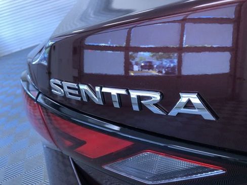 Used 2025 Nissan Sentra SV FWD image 16