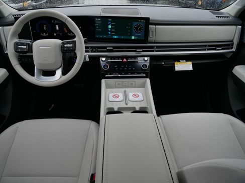 New 2026 Hyundai Santa Fe SE image 9