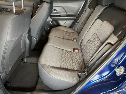 Used 2025 Nissan Kicks SV FWD image 21