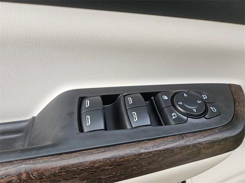 Used 2021 GMC Acadia Denali w/ GMC Pro Grade Package image 18