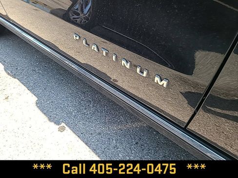 Used 2020 Ford Expedition Platinum AWD/4WD image 16