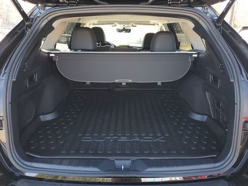 Used 2025 Subaru Outback Limited w/ Popular Package #2 image 9