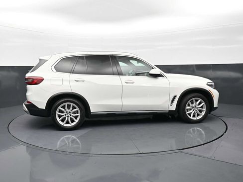 Used 2019 BMW X5 xDrive40i w/ Convenience Package AWD/4WD image 4