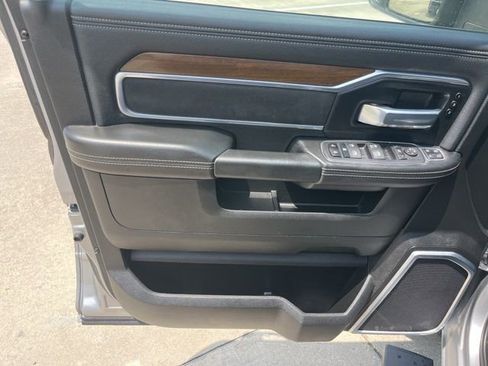 Used 2024 RAM 2500 Laramie AWD/4WD image 14