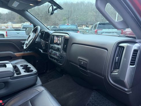 Used 2018 Chevrolet Silverado 1500 LTZ image 15