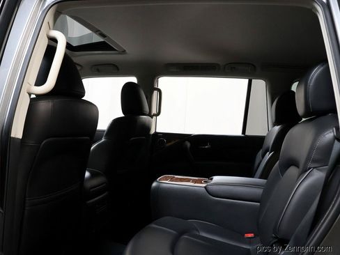 Used 2018 INFINITI QX80 4WD w/ Driver Assistance Package image 14