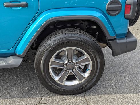 Used 2019 Jeep Wrangler Unlimited Sahara image 28