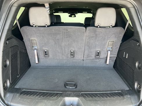 Used 2024 Chevrolet Tahoe LT RWD image 22
