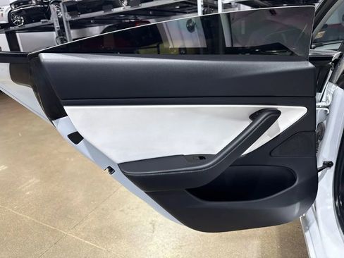 Used 2020 Tesla Model 3 Performance AWD/4WD image 17