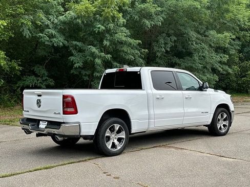 Used 2024 RAM 1500 Laramie AWD/4WD image 5