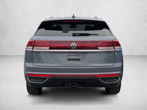 Used 2024 Volkswagen Atlas Cross Sport SE image 7