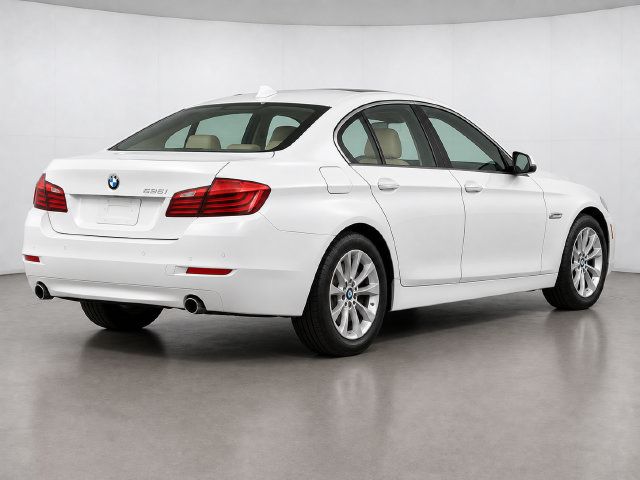 Used 2015 BMW 535i Sedan RWD image 3