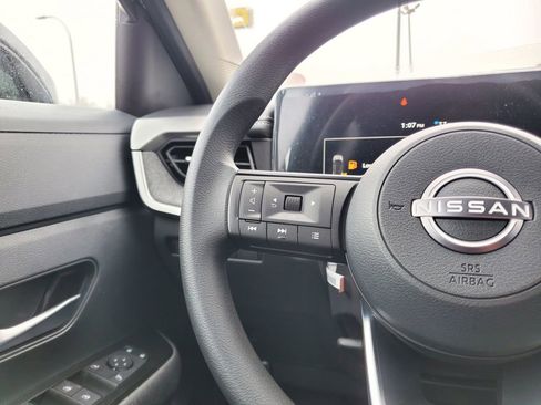 New 2026 Nissan Kicks SV image 18