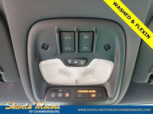 Used 2022 Chevrolet TrailBlazer RS w/ Sun and Liftgate Package image 14