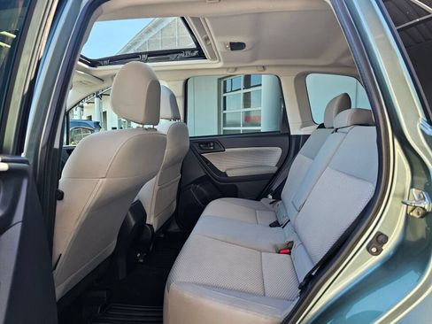 Used 2017 Subaru Forester 2.5i Premium w/ All-Weather Package AWD/4WD image 15