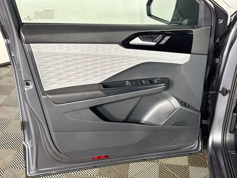 Certified 2023 Volkswagen Taos S image 11
