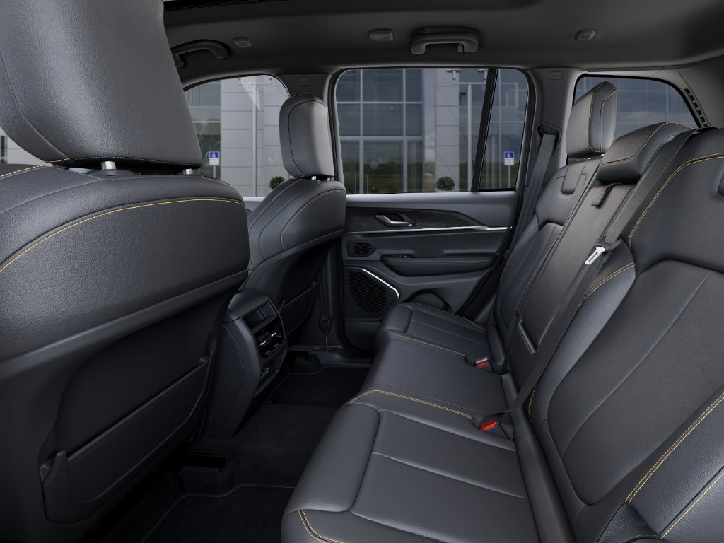 New 2026 Jeep Grand Cherokee Limited AWD/4WD image 23
