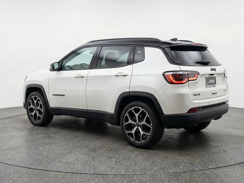 Used 2025 Jeep Compass Limited image 6