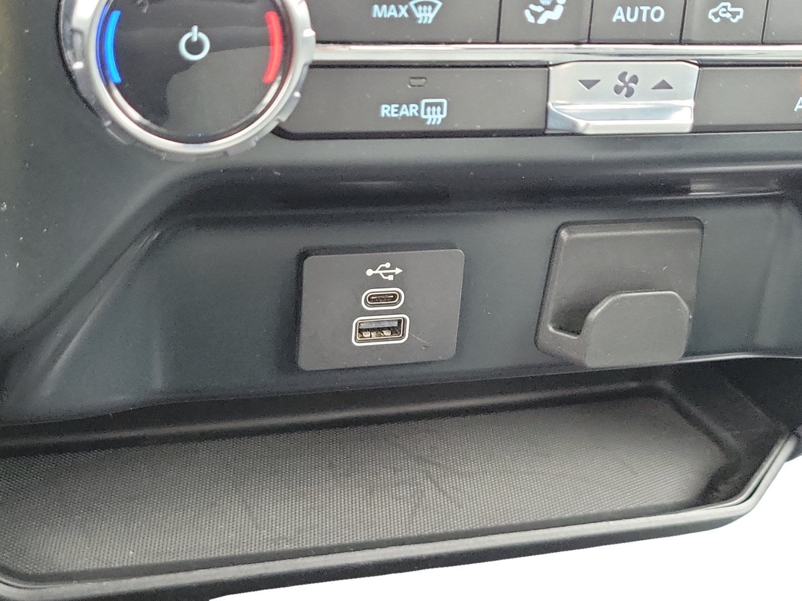 Used 2025 Ford F150 XLT w/ Equipment Group 301A Standard AWD/4WD image 18