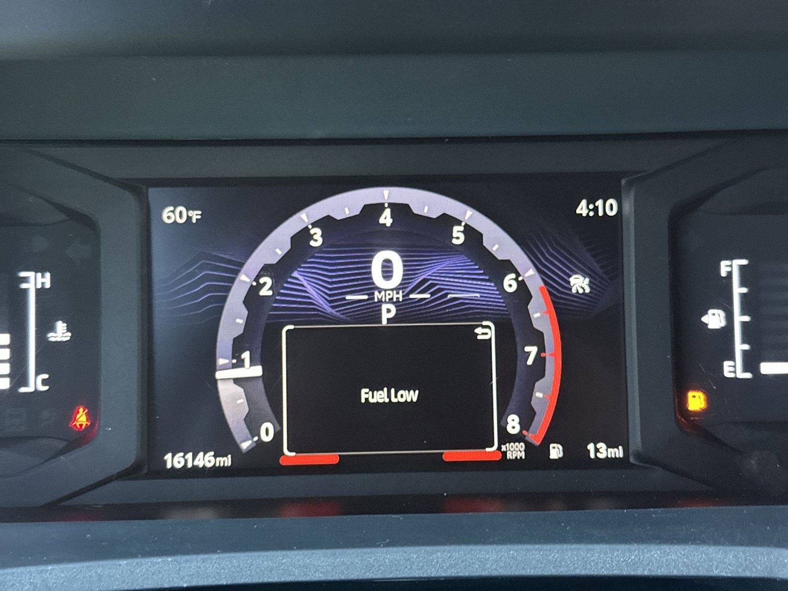 Used 2025 Toyota 4Runner SR5 AWD/4WD image 18