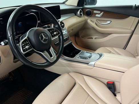Used 2021 Mercedes-Benz GLC 300 GLC 300 w/ Premium Package image 15
